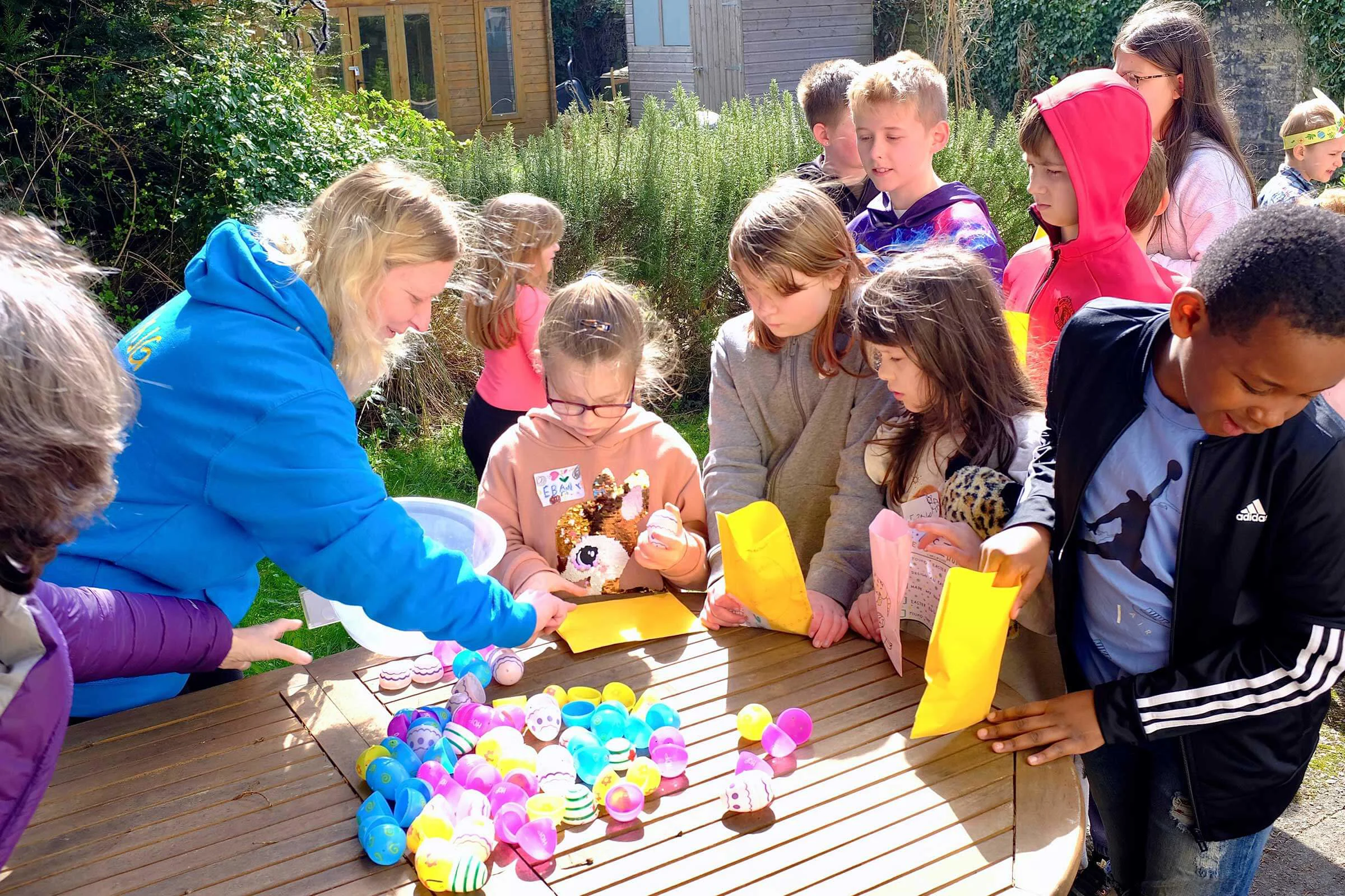 Lindsey working with young carers