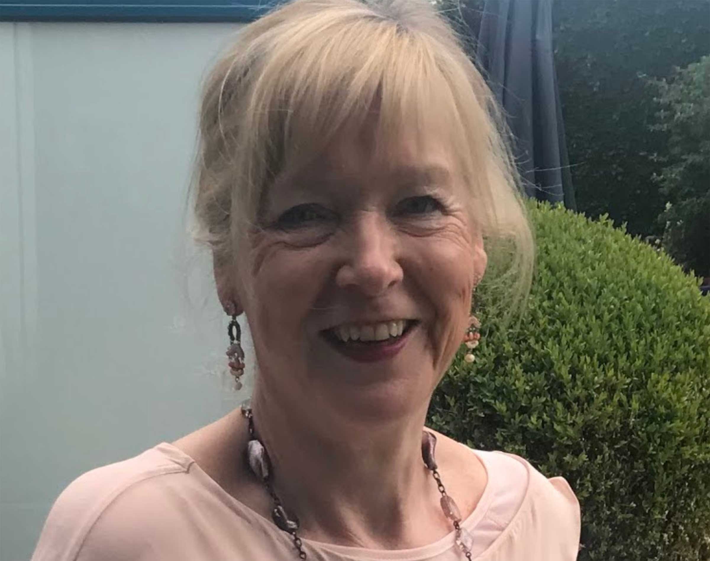 Joanna Hole